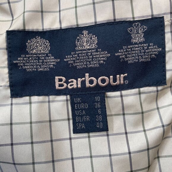 Barbour Olive Green Quilted Vest With Gold Snap Buttons & Pockets Womens Size 6 - Picture 4 of 11